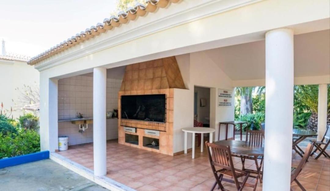 Flamingo'S Apartment W/ 2 Swimming Pool Albufeira Luaran gambar