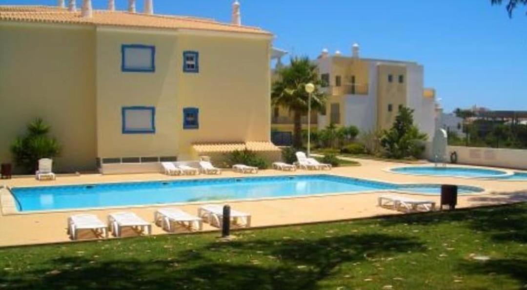 Flamingo'S Apartment W/ 2 Swimming Pool Albufeira Luaran gambar